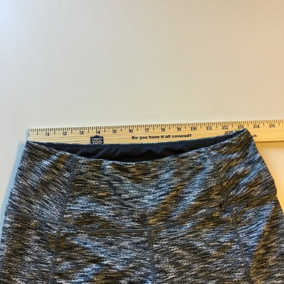 Mondetta Athletic Leggings Medium Black Gray Capri Length Yoga Gym Cycling - Picture 8 of 8